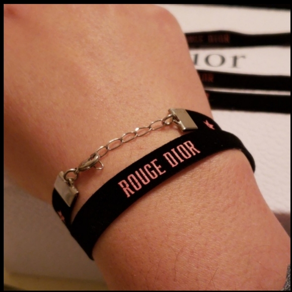 Never used DIOR velvet choker necklace 3 diff color for individual purchase - Picture 2 of 4